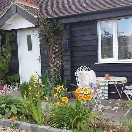 Stable Oak Cottages Maidstone Eksteriør billede